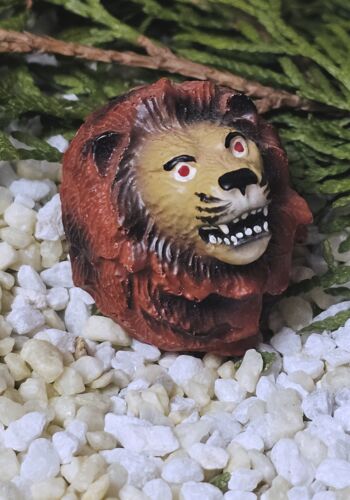MIMÄ1042 Magnet Miniaturmäskle Rote Löwen Straßburg