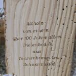 BU1007 Balkenuhr Schwarzwald Zifferblatt rot