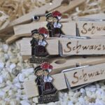 KLM1014 Klammer mit Schwarzwaldpaar