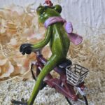 GLF2002 Glücksfrosch Fahrradfahrer mit rotem Fahrrad