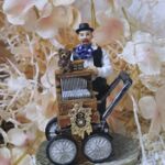 ORG1003 Orgelspieler Rudi mit Kuckucksuhr