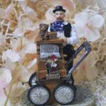 ORG1007 Orgelspieler Rudi mit Schwarzwaldpaar