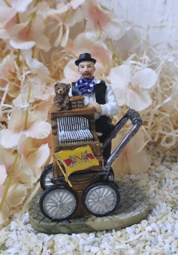 ORG1008 Orgelspieler Rudi der Badner mit badischer Fahne