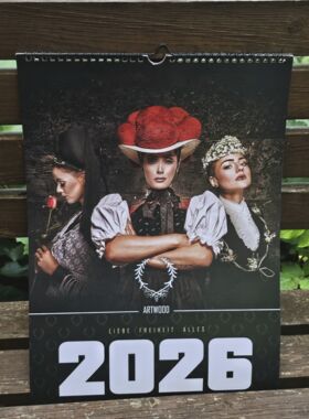 Kaldender mit edlen Schwarzwaldmotiven 2026