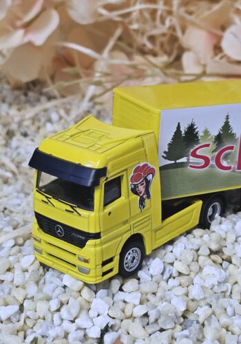 MFZ1002 LKW Sammlertruck Mercedes Actros gelb