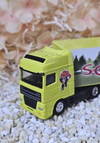 MFZ1004 LKW Sammlertruck DAF gelbgrün