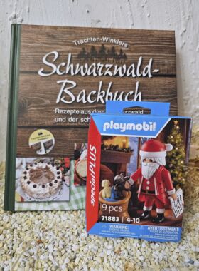 Schwarzwälder Backbuch mit Playmobil Weihnachtsmann