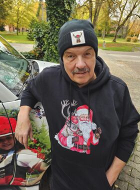 Hoody Nikolaus mit Bollenhut Hirsch