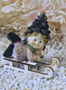 Schwarzwaldwichtele Schwenningen auf Schlitten