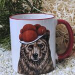 SCHWT2000 Schwarzwald Bär roter Rand roter Henkel