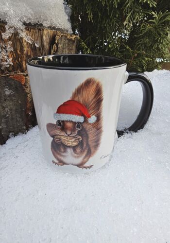 ST204 Schwarzwaldtasse Wintereichhörnchen innen schwarz schwarzer Rand schwarzer Henkel