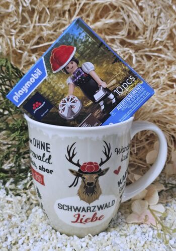 PLMG1001 Playmobil Schwarzwaldmarie mit großer Schwarzwaldtasse
