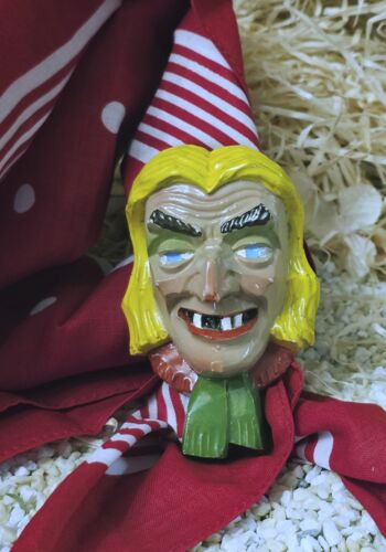 SCHH1019 Schalhalter Hexe 9