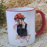 SCHWT2001 Schwarzwaldtasse Schwarzw&auml;lderin roter Rand roter Henkel