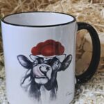 SCHWT2009 Schwarzwaldtasse Kuh mit Zunge schwarzer Rand schwarzer Henkel