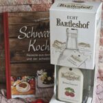 4001005 Schwarzw&auml;lder Kochbuch mit Altem Schwarzw&auml;lder Himbeergeist 7 Jahre gelagert