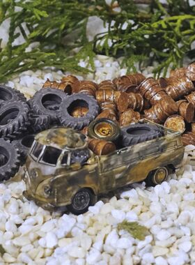 VW Bulli Vintage Schrottoptik mit Reifen Ölfass, alte Felge