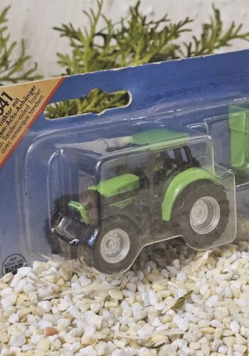 Siku10031 Siku 1641 Traktor mit Tandem Anh&auml;nger