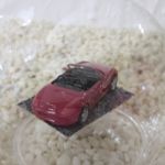 GLF1007 Edelglasflasche mit Porsche Boxter Cabrio rot